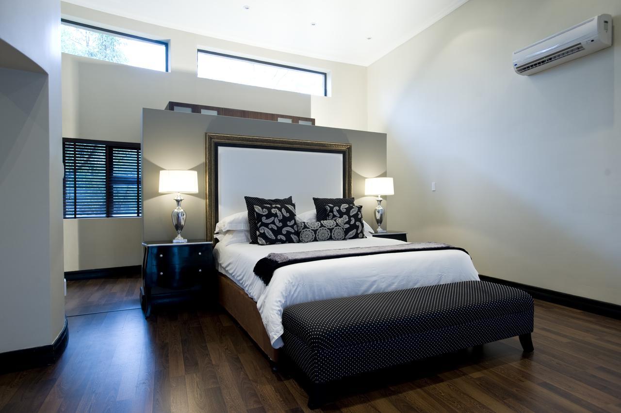 Monomotapa Village @ Legend Golf And Safari Resort Golders Green Exterior foto